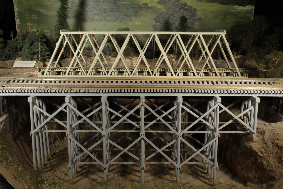 Two bridges on the O-Scale Layout